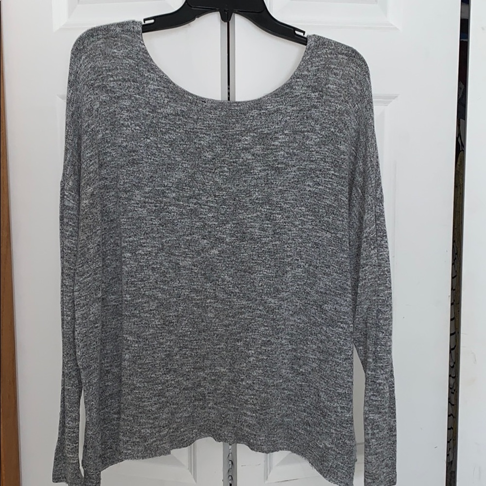 Light Grey American Eagle Woman’s Top